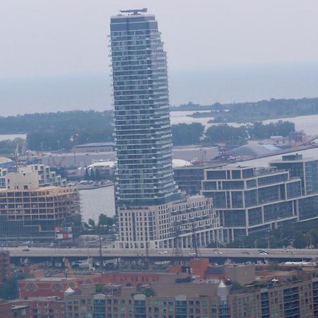 Apartment/2Bedrooms/2 Full Bathrooms/Free parking Toronto Buitenkant foto