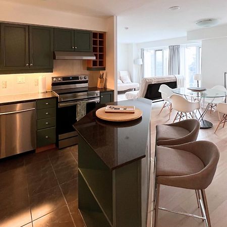Apartment/2Bedrooms/2 Full Bathrooms/Free parking Toronto Buitenkant foto
