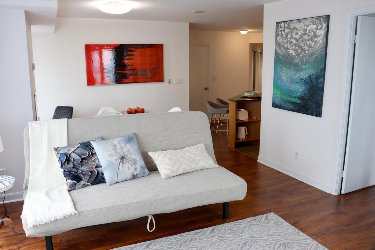 Apartment/2Bedrooms/2 Full Bathrooms/Free parking Toronto Buitenkant foto
