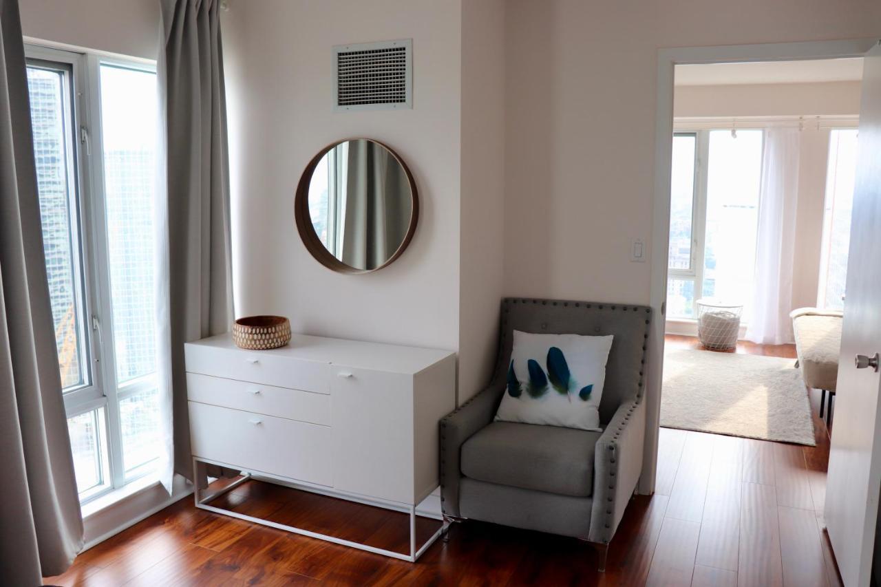 Apartment/2Bedrooms/2 Full Bathrooms/Free parking Toronto Buitenkant foto