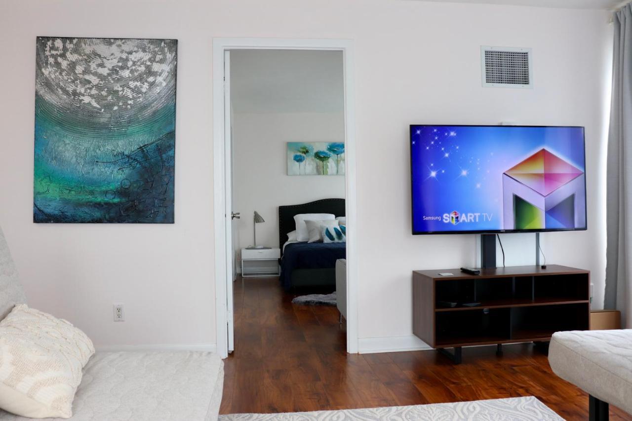 Apartment/2Bedrooms/2 Full Bathrooms/Free parking Toronto Buitenkant foto