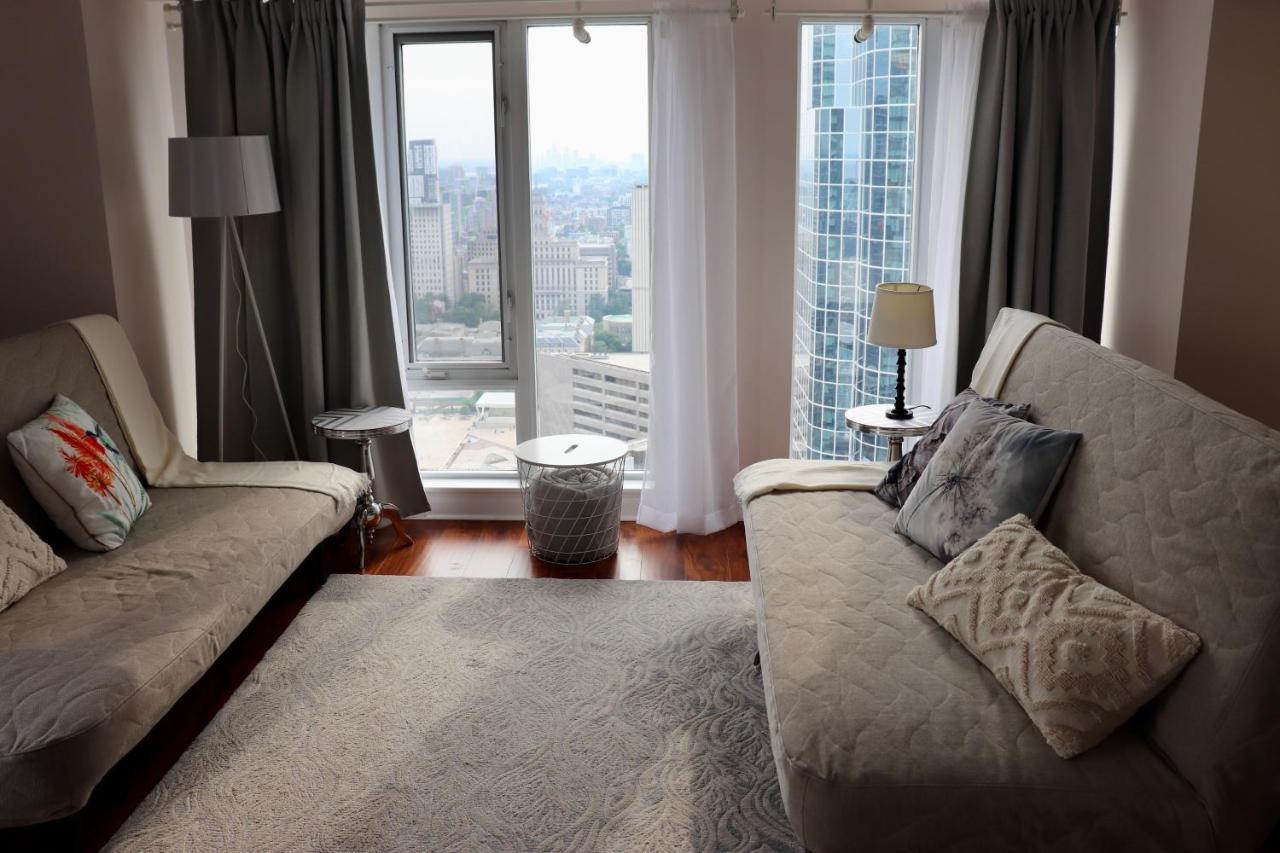 Apartment/2Bedrooms/2 Full Bathrooms/Free parking Toronto Buitenkant foto