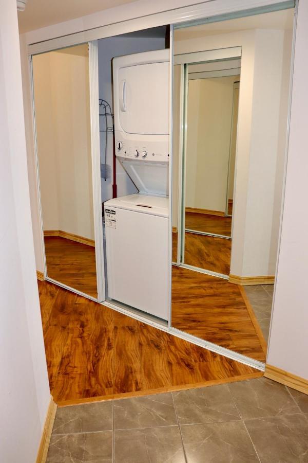 Apartment/2Bedrooms/2 Full Bathrooms/Free parking Toronto Buitenkant foto