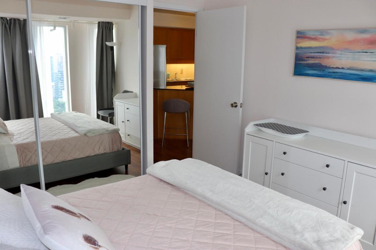 Apartment/2Bedrooms/2 Full Bathrooms/Free parking Toronto Buitenkant foto