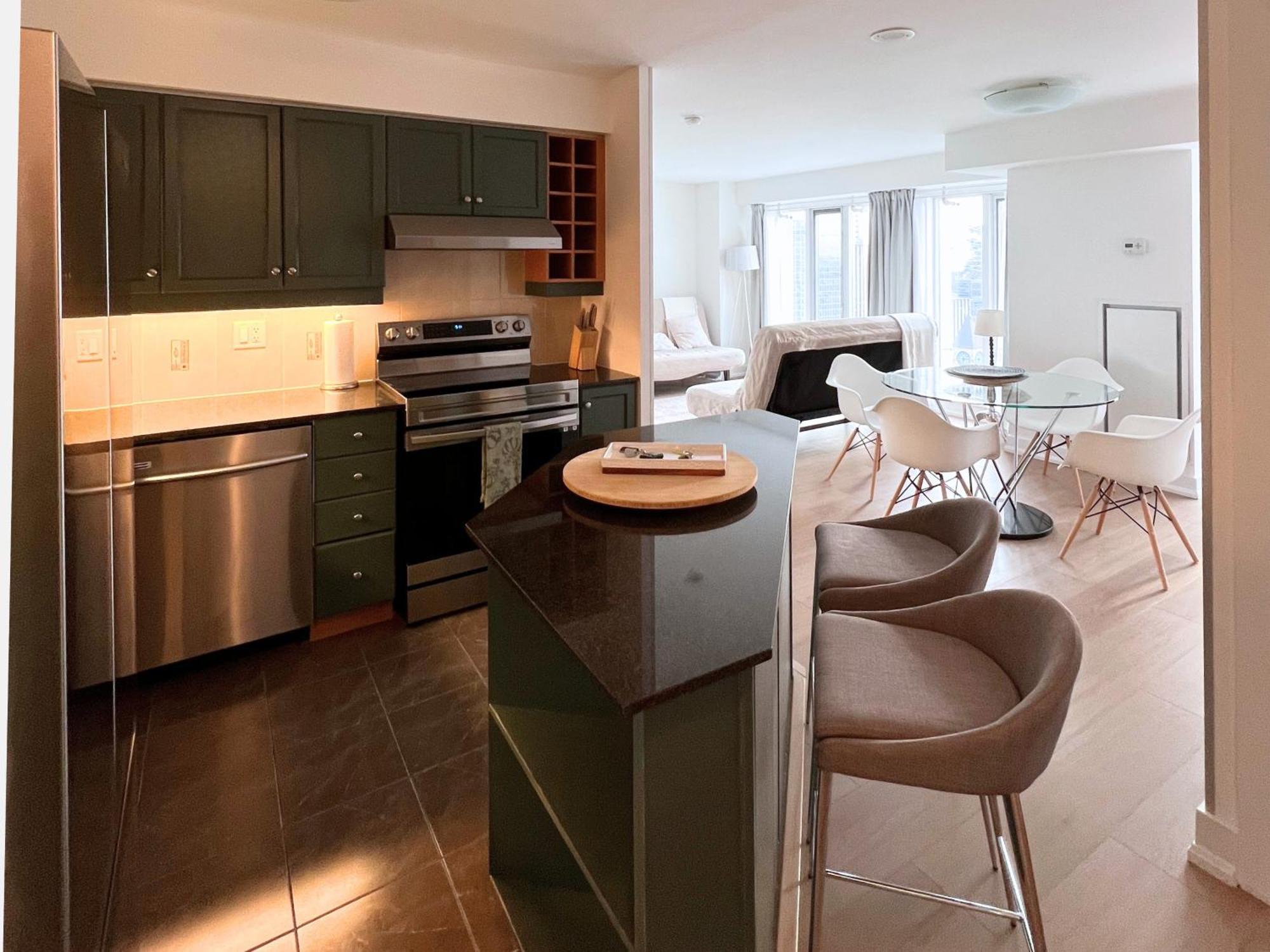 Apartment/2Bedrooms/2 Full Bathrooms/Free parking Toronto Buitenkant foto